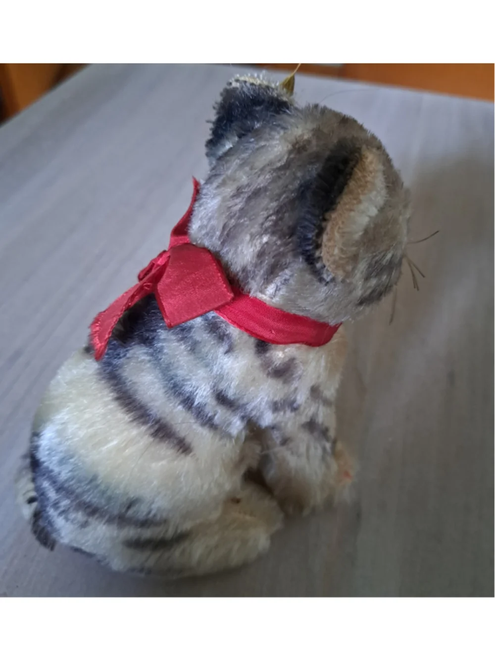 Vintage Steiff Mohair Sitting TABBY CAT Small size